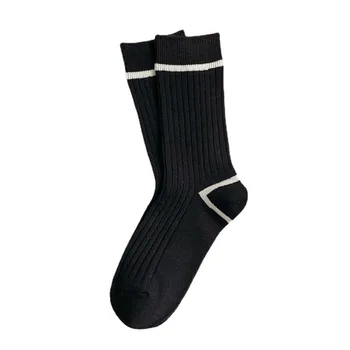 Čarape u crno-bijeli strip, ženske, Proljetnim i jesenskim Čupava čarape s vezom i slovima