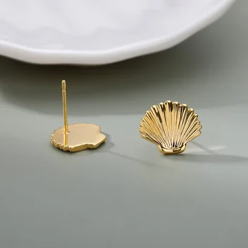 Korejski moda Минималистичные Zlatne naušnice od nehrđajućeg čelika u obliku školjke Kreativna Naušnice Modni Slatka Nakit Poklon Prijatelju